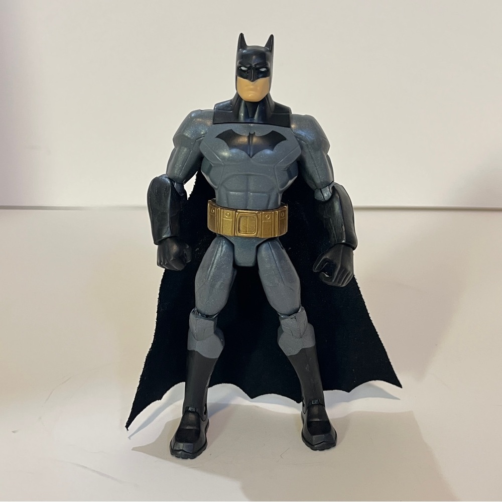 2014 Total Heroes BATMAN Action Figure DC Comics Mattel Toy Cape